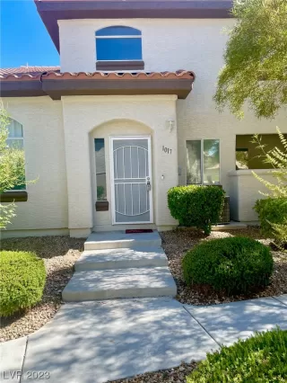 Photo #1: 2524615 Listing 