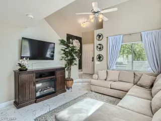 Photo #1: 2524627 Listing