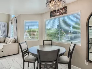 Photo #2: 2524627 Listing