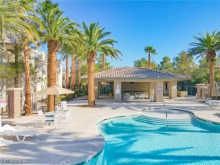 Photo #3: 2524667 Listing 