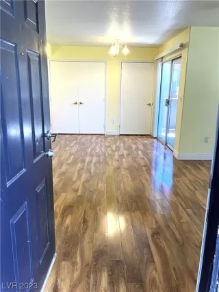 Photo #3: 2524681 Listing 