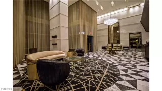 Photo #2: 2524684 Listing