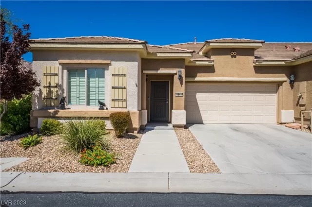 MLS: 2524685 Condo For Sale