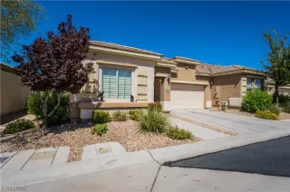 Photo #1: 2524685 Listing