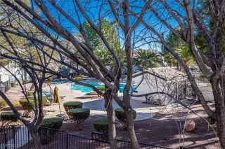 Photo #1: 2524687 Listing 