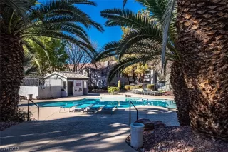 Photo #3: 2524687 Listing 