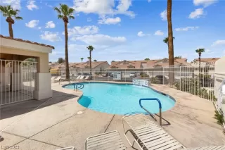 Photo #3: 2524693 Listing 