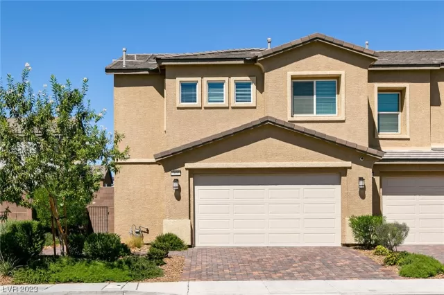 MLS: 2524716 Condo For Sale