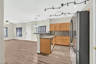 Photo #5: 2524726 Listing 