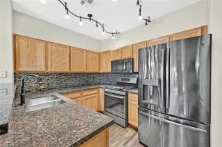 Photo #6: 2524726 Listing 