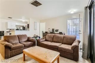 Photo #5: 2524750 Listing 