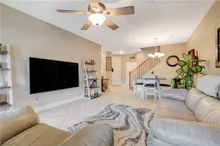 Photo #4: 2524791 Listing 