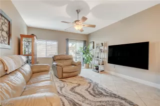 Photo #5: 2524791 Listing 