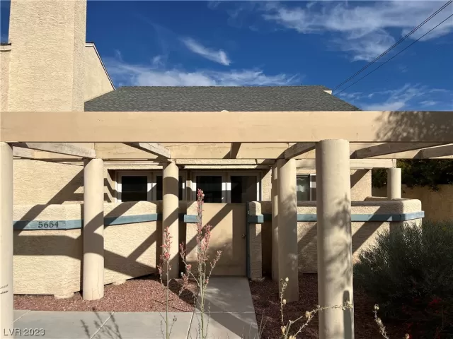 MLS: 2524809 Condo For Sale