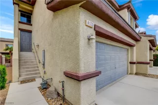 Photo #2: 2524826 Listing