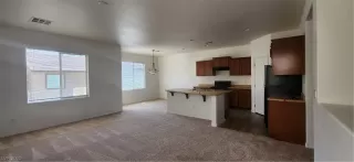 Photo #5: 2524826 Listing