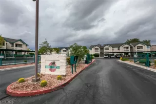 Photo #3: 2524853 Listing