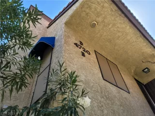 Photo #1: 2524863 Listing 