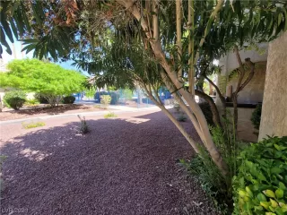 Photo #3: 2524863 Listing 