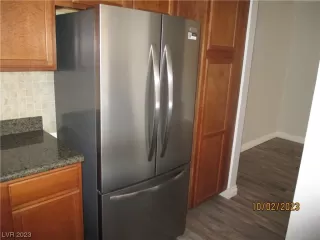 Photo #5: 2524870 Listing 