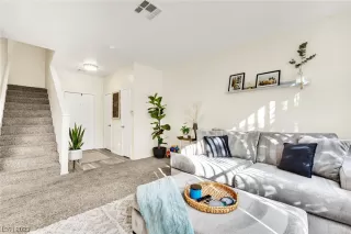 Photo #2: 2524875 Listing 