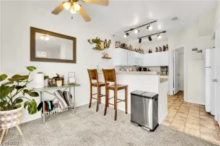 Photo #4: 2524875 Listing 