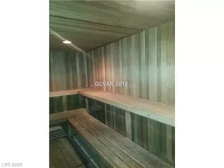 Photo #6: 2524897 Listing 