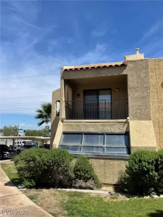 Photo #6: 2524901 Listing 