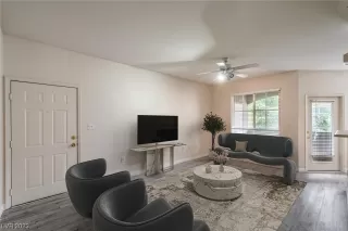 Photo #1: 2524965 Listing