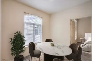 Photo #2: 2524965 Listing