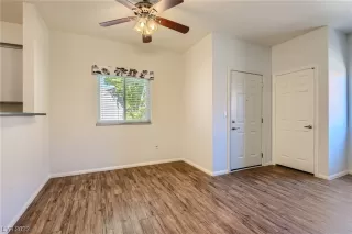 Photo #6: 2524966 Listing