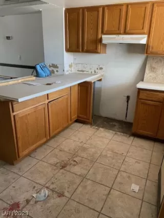 Photo #5: 2524982 Listing