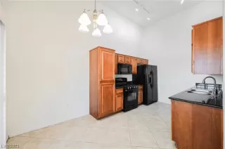 Photo #4: 2524992 Listing 