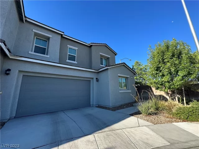 MLS: 2525040 Condo For Sale