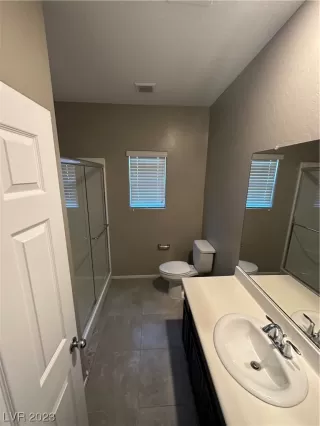 Photo #4: 2525040 Listing 