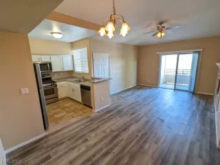 Photo #4: 2525045 Listing 