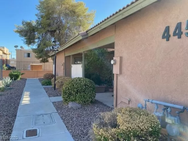 MLS: 2525047 Condo For Sale