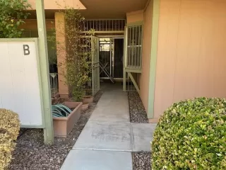 Photo #1: 2525047 Listing 