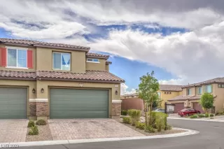 Photo #2: 2525070 Listing