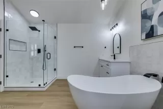 Photo #1: 2525074 Listing