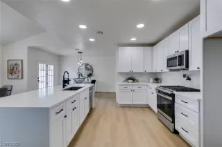 Photo #2: 2525074 Listing