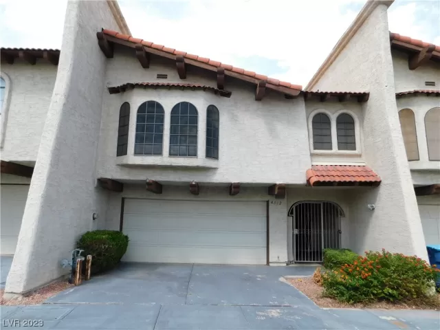 MLS: 2525108 Condo For Sale