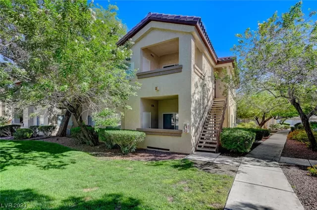 MLS: 2525109 Condo For Sale