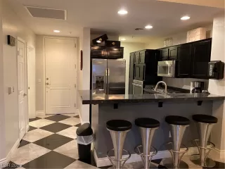 Photo #2: 2525111 Listing 