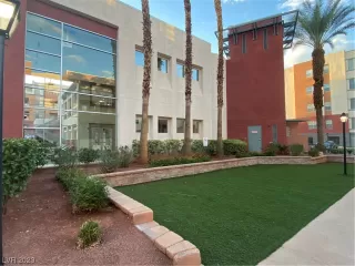 Photo #4: 2525111 Listing 