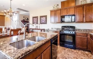 Photo #1: 2525124 Listing