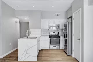 Photo #1: 2525156 Listing