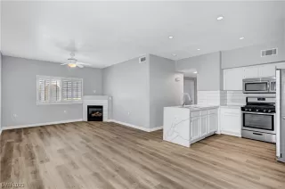 Photo #6: 2525156 Listing