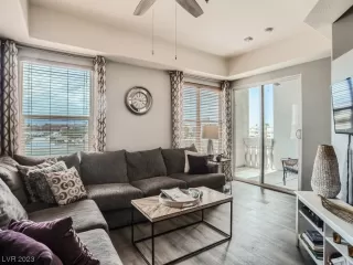 Photo #3: 2525179 Listing 