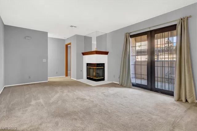 MLS: 2525183 Condo For Sale